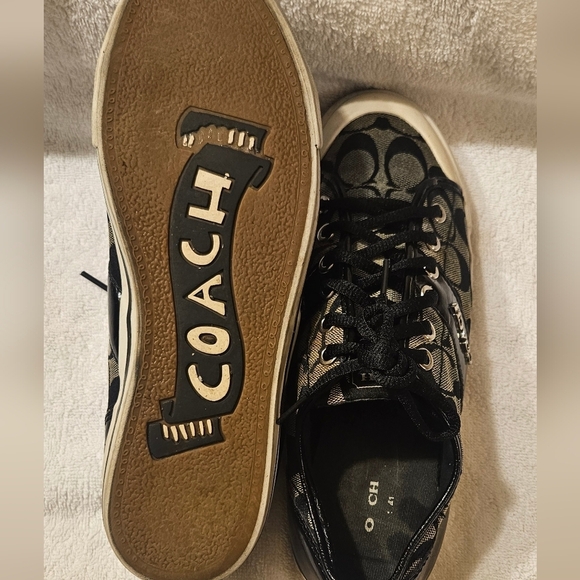Coach Signature Monogram Grey & Black Sneakers Shoes Women's Size 9B - Picture 6 of 9